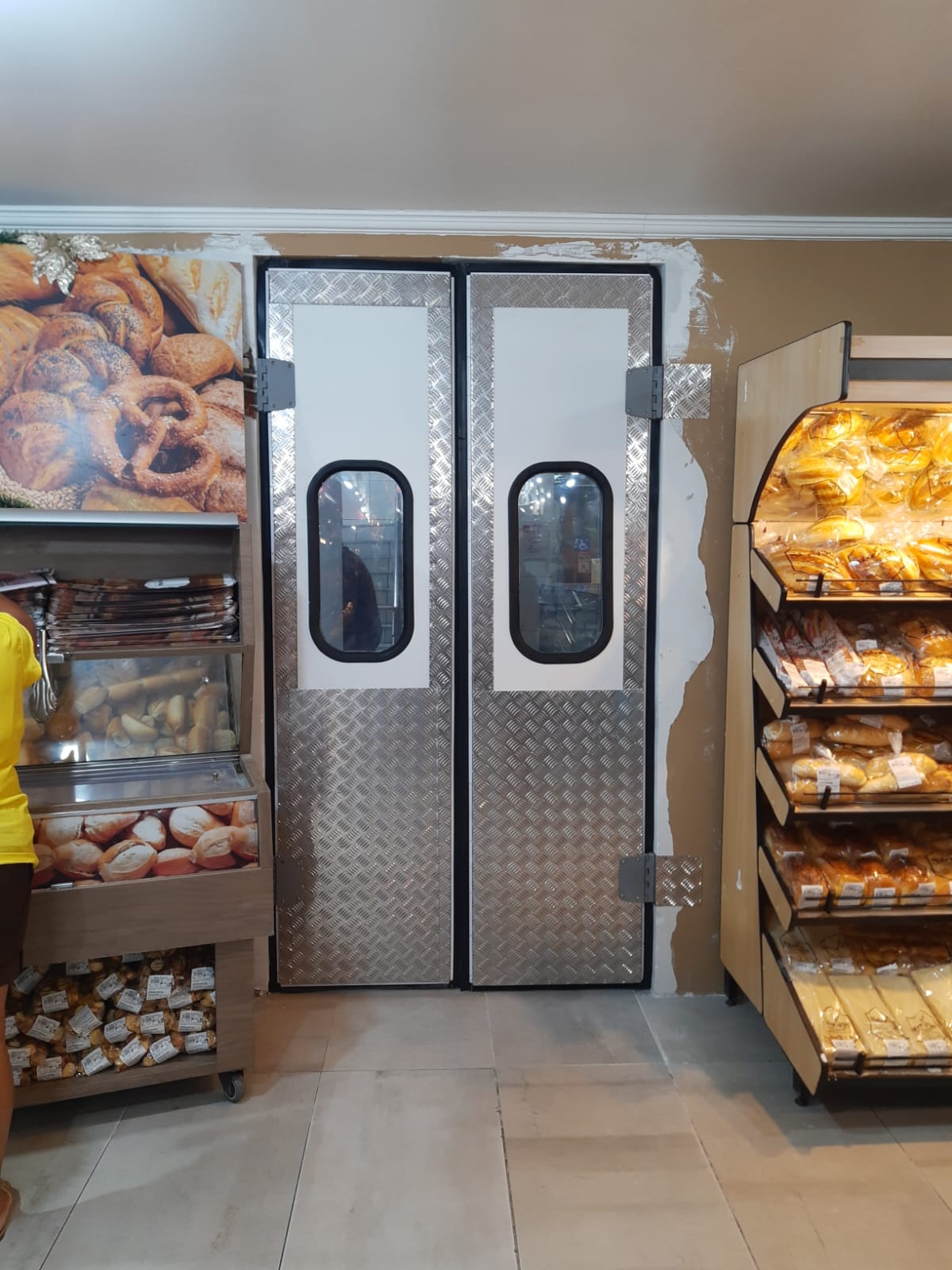 PORTA VAIVEM RIGIDA DA PADARIA SABOR DE PÃO